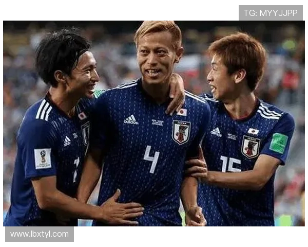 上海足球队心理素质跃升至新高峰展现强大竞争力与团队精神 上海足球队心理素质跃升至新高峰展现强大竞争力与团队精神