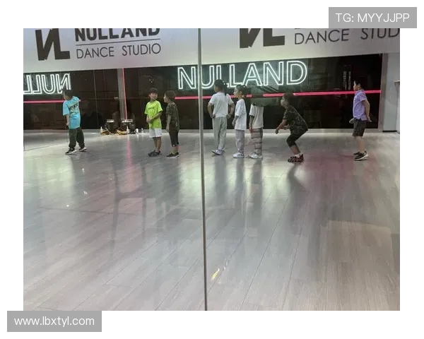 广州街舞队战术深度解析：从团队协作到个人风格的完美融合