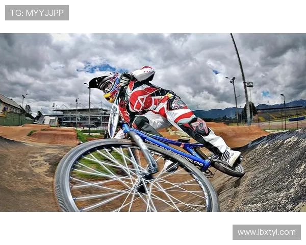 极限运动女神杨丽的成功秘诀与心路历程揭秘