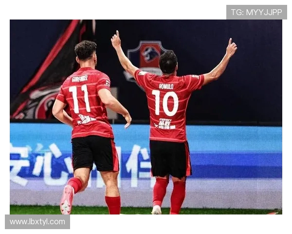 帕斯光荣与上海申花的激烈对决揭示中超联赛新格局与球队未来发展方向