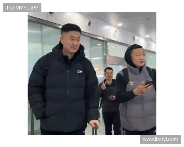 张昊与杜锋精彩对决视频回顾分析两位篮球巨星的巅峰时刻与战术较量