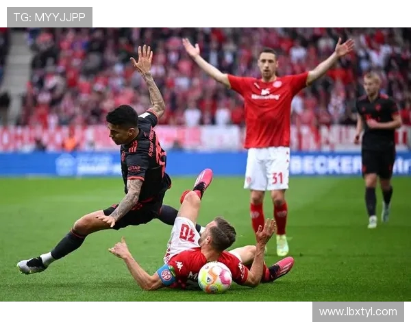 拜仁慕尼黑与罗马精彩对决全场录像回放及赛后分析