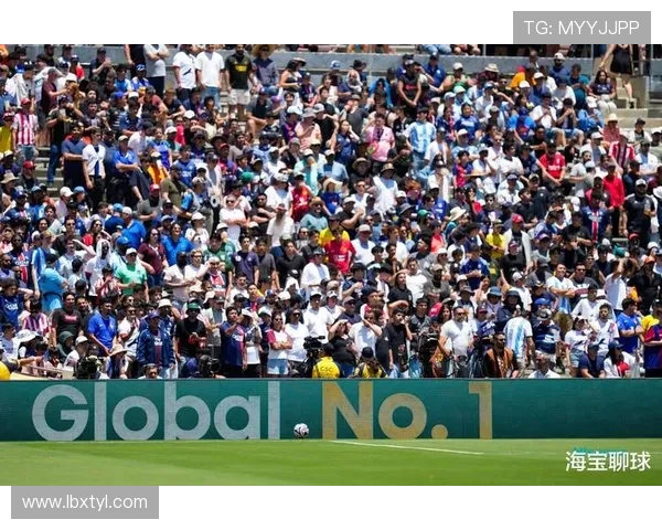 欧冠比赛新突破内置芯片球可实时追踪射门数据提升比赛分析精准度
