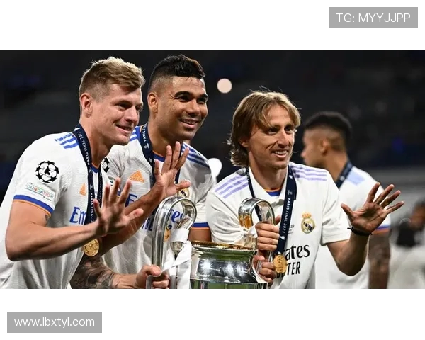 皇马与罗马国冠对决精彩回顾及赛后分析