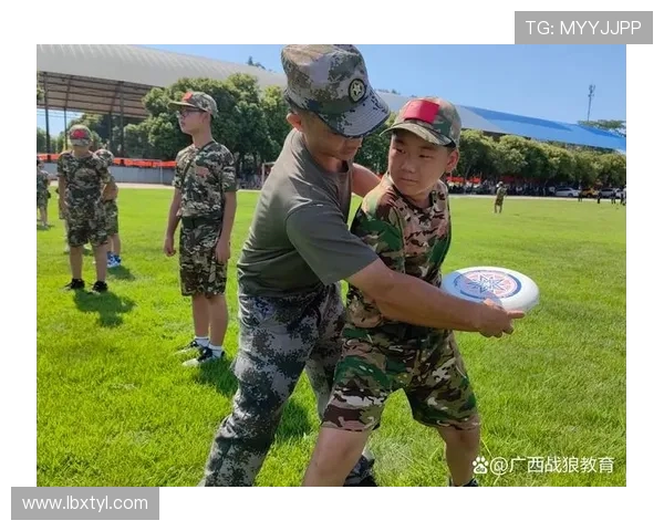 重庆飞盘队在全国团队协作排行榜中荣登第八名展现出色实力与团队精神