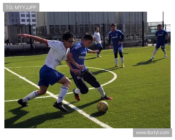 黄芳的足球人生：从绿茵场到心灵深处的深度对话与启示