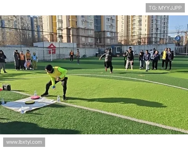 上海飞盘队的控制革新探索与实践:引领飞盘运动的新潮流与未来发展 上海飞盘队的控制革新探索与实践:引领飞盘运动的新潮流与未来发展